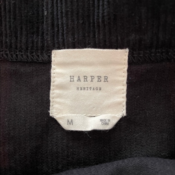 Black front button skirt - Picture 2 of 3